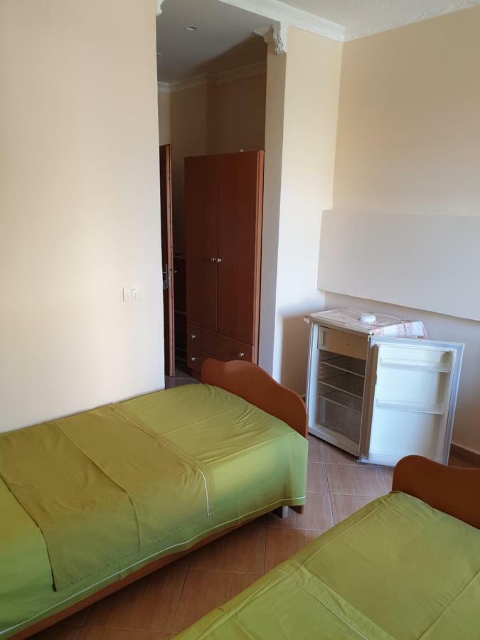 Hotel Palma Durres Exterior photo